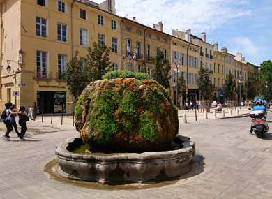 Cours Mirabeau en 2019