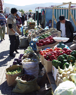Shaamar村野菜販売